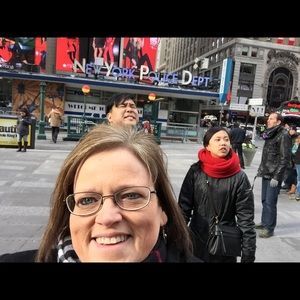 Meet your Posher, Lori